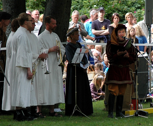 2005_0813 (14).JPG - Riddarspelet förklaras härmed öppnat